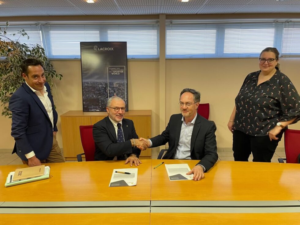 Signature accord entre Nevers Agglomération et Lacroix pour utiliser l'intelligence artificielle dans la gestion du traitement de l'eau